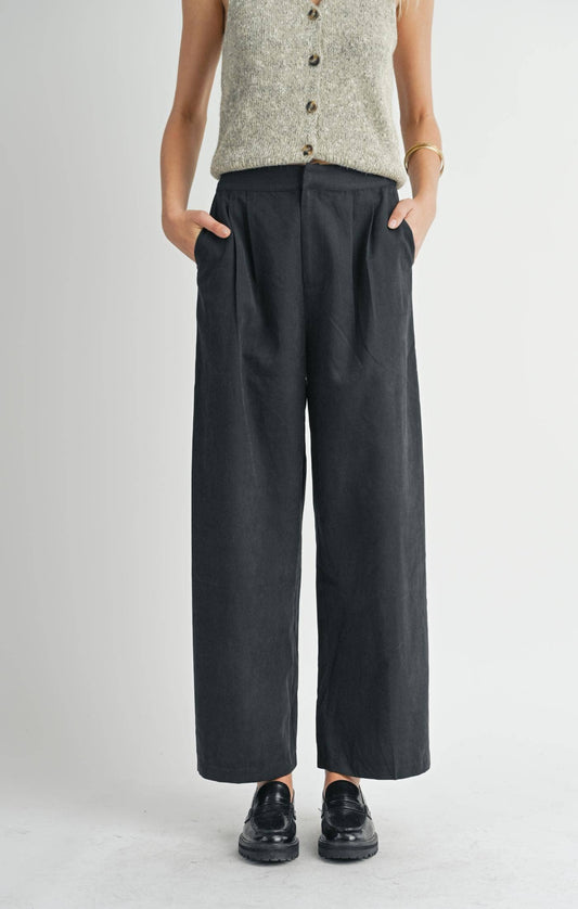 Olive Groves Front Pleat Trousers: BLACK