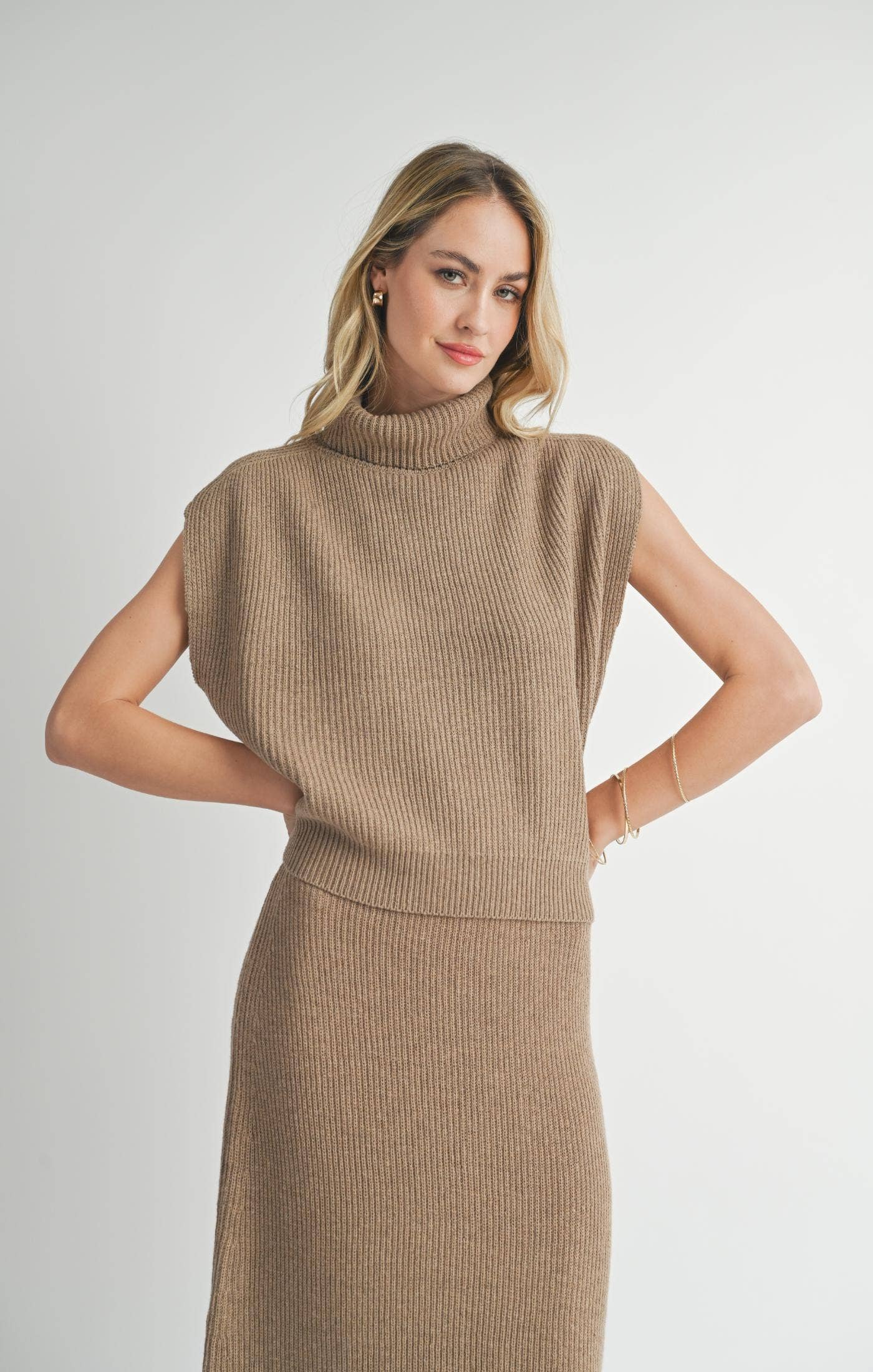 Crosby Ribbed Turtleneck Vest: DARK TAUPE