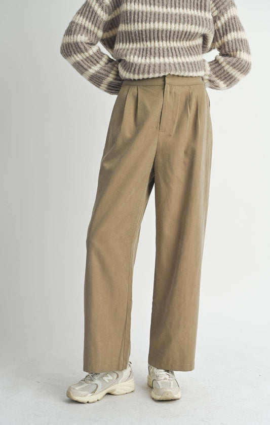 Olive Groves Front Pleat Trousers: OLIVE