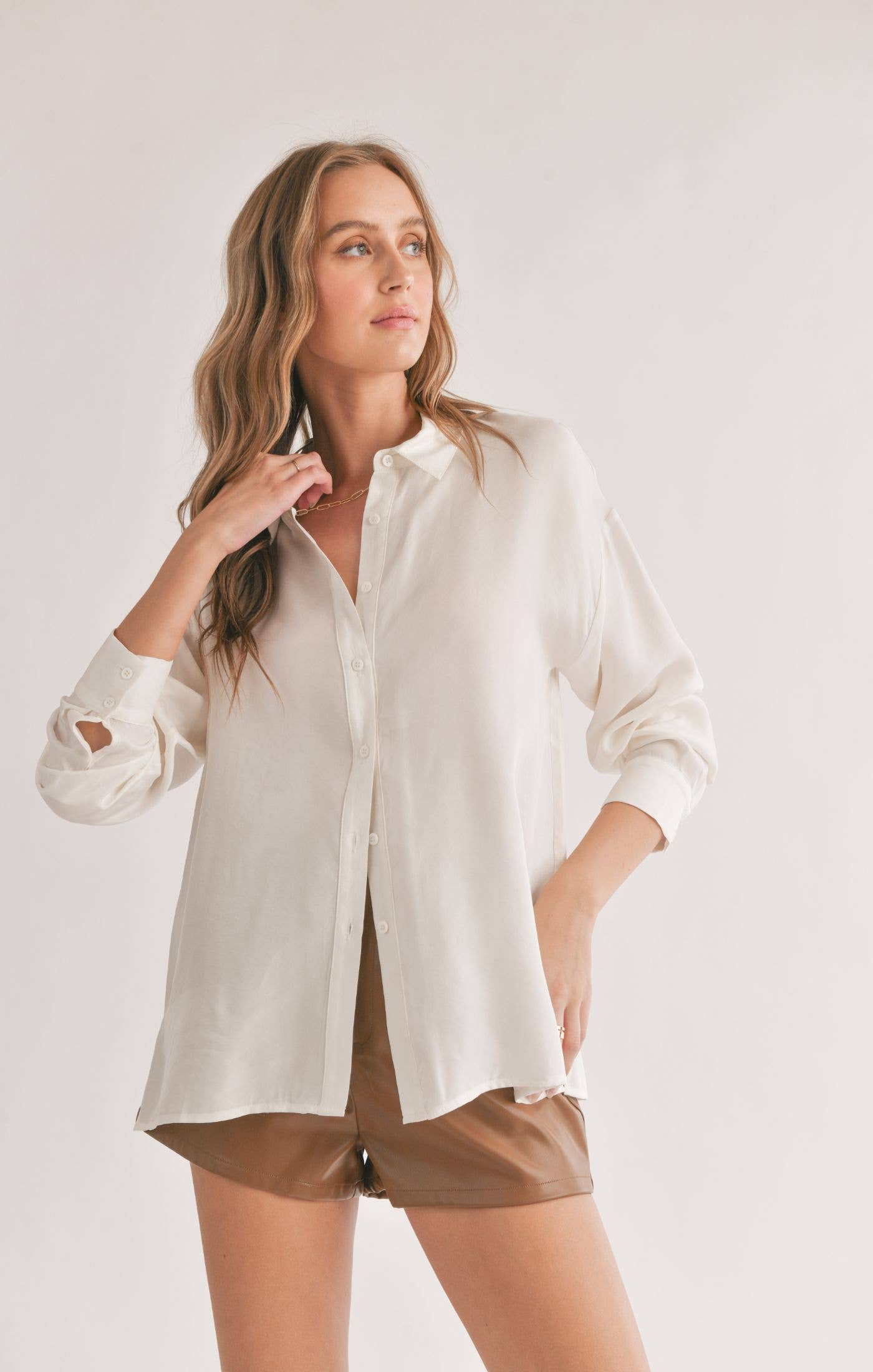 Dunes Button Up Shirt: WHITE